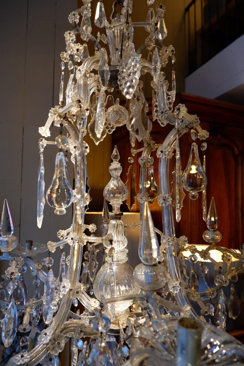 Grand lustre Marie-Therese en cristal taillé - Suède XIXe – Image 2