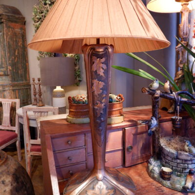 Large Art Nouveau copper vase lamp + Shades in pleated copper silk