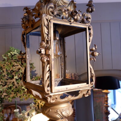 Large Italian iron lantern decorated with acanthus leaves - gilt bronze patina late 19th century