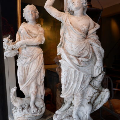 Paire de statues “Allégories de l’Air & du Feu” en terre cuite blanche par Gossin Frères ca.1870
