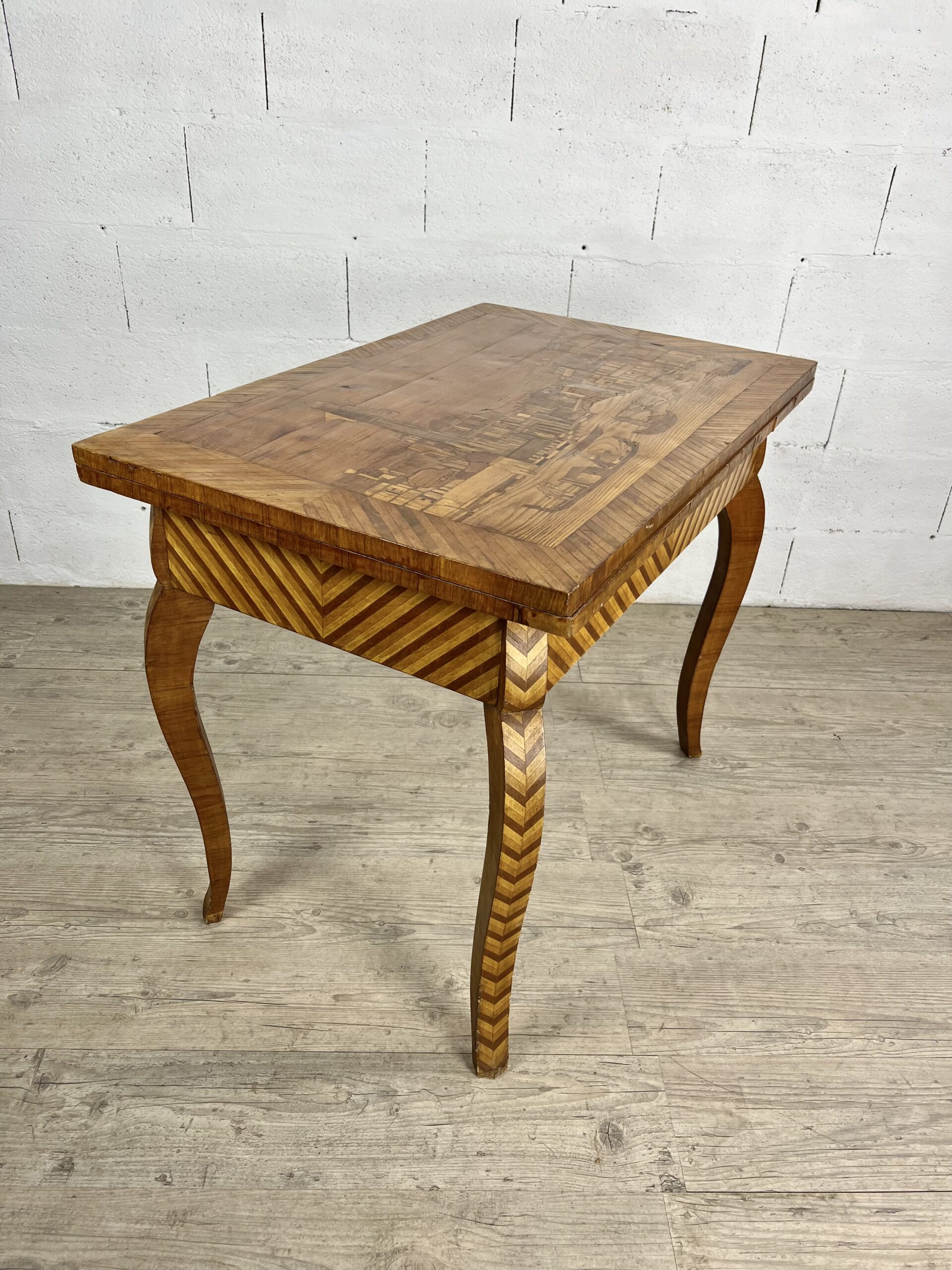 Venetian writing desk in inlaid wood