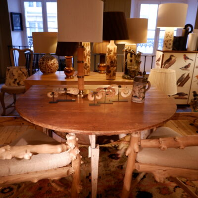 Table Suédoise getleg ovale, piètement en bois peint blanc & plateau en bois naturel ca.1880