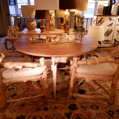 Table Suédoise getleg ovale, piètement en bois peint blanc & plateau en bois naturel ca.1880