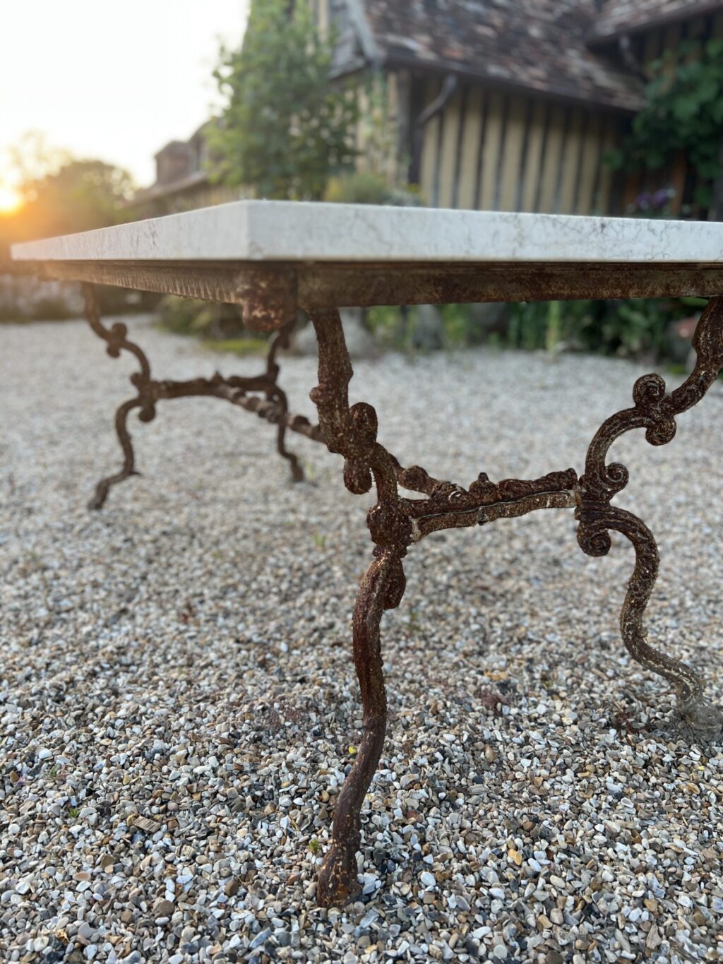 Table de jardin en fonte de fer