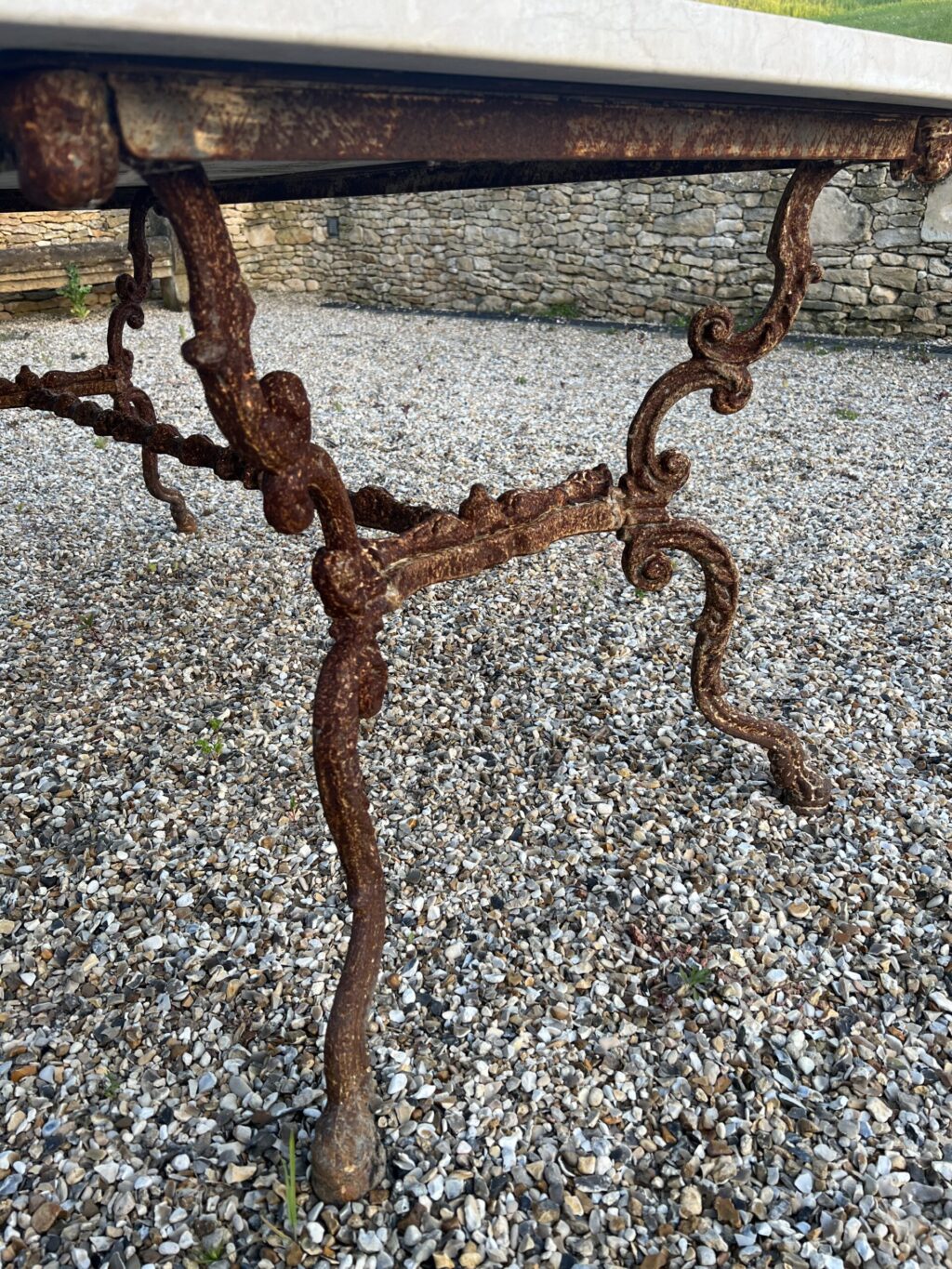 Table de jardin en fonte de fer