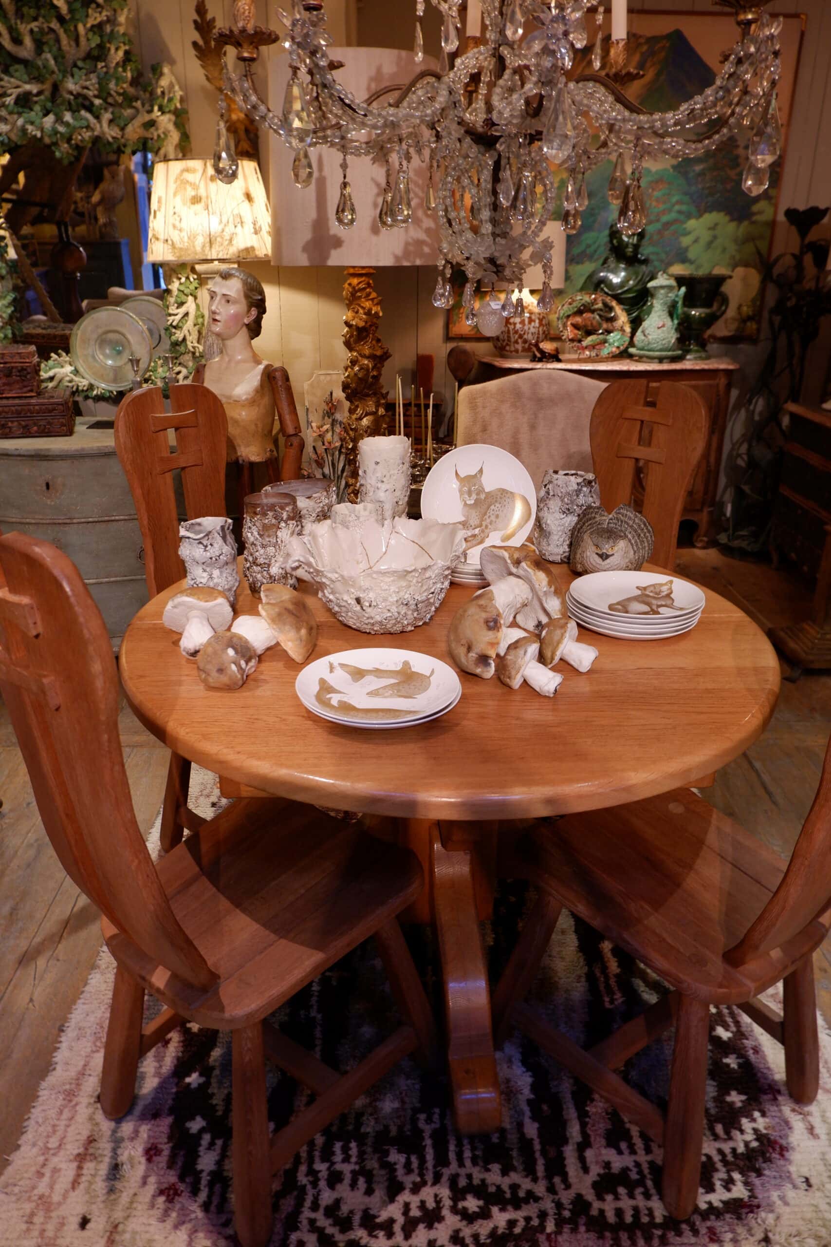 Table ronde extensible en chêne naturel – ca.1960